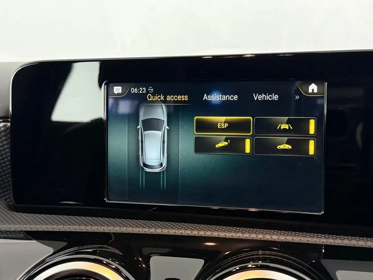 2019-mercedes-benz-a-class-15d-a180d-sport-hatchback-5d-7g-dct-big-25