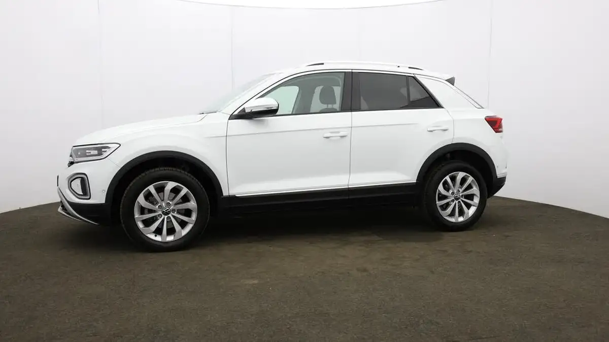 2023-volkswagen-t-roc-15-tsi-style-hatchback-5d-big-34