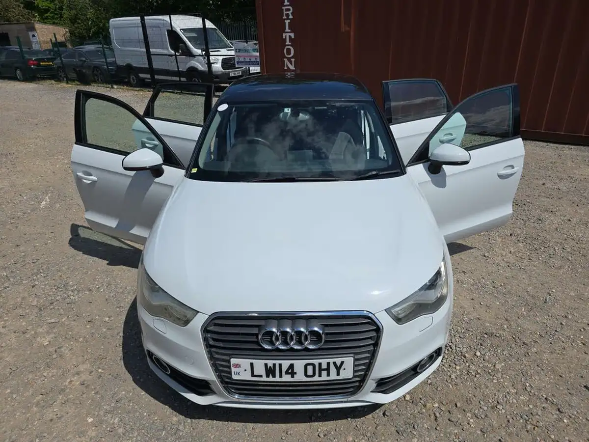 2014-audi-a1-big-2