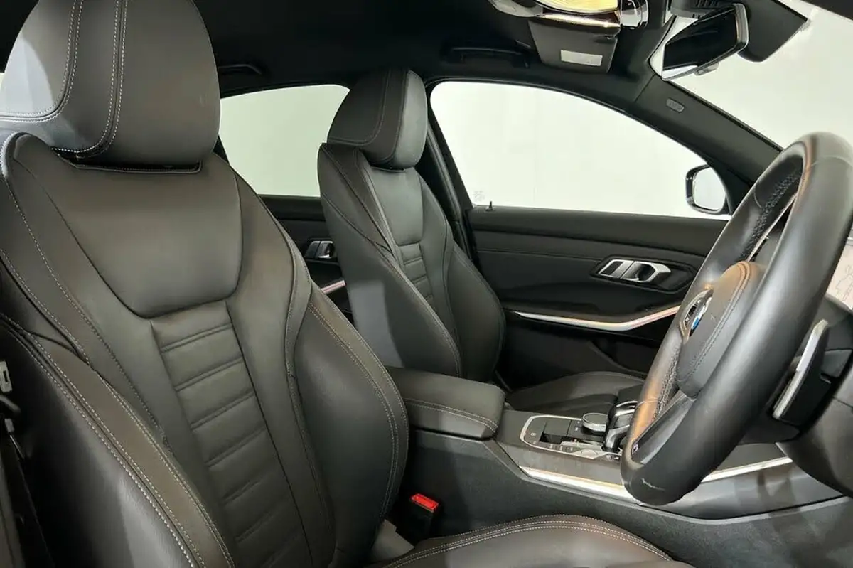 2021-bmw-3-series-20-330i-m-sport-saloon-4d-big-17