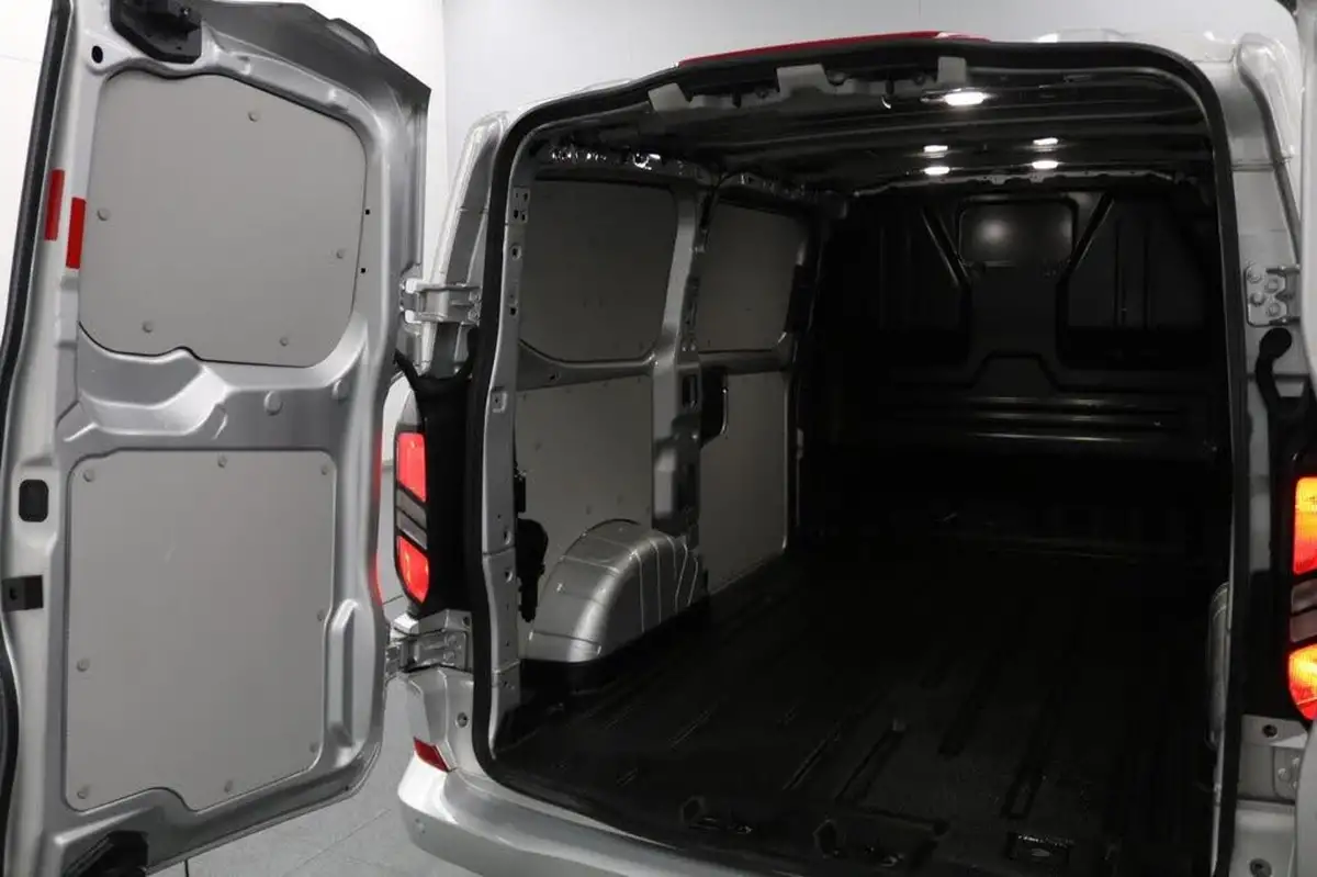 2023-ford-transit-custom-20tdci-300-l1h1-limited-136pseu6e-panel-van-1996cc-big-16
