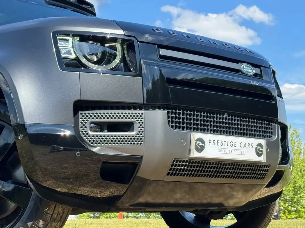 2022-land-rover-90-defender-50-p525-v8-carpathian-edition-big-12