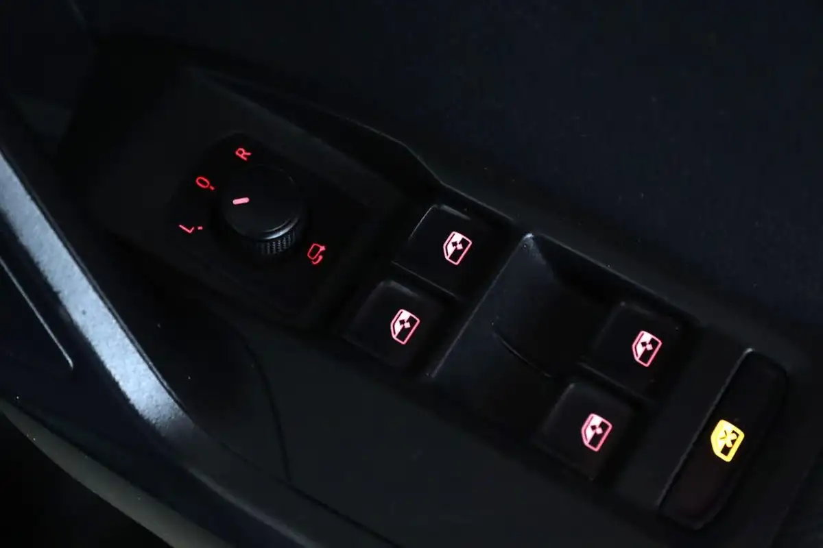 2022-seat-arona-10-tsi-fr-sport-dsg-big-16