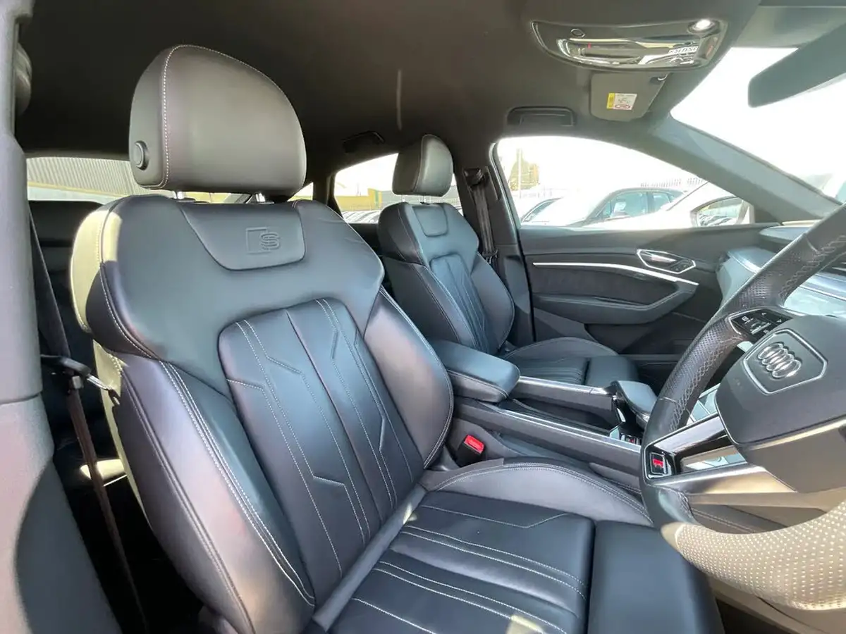 2021-audi-e-tron-55e-s-line-sportback-big-9