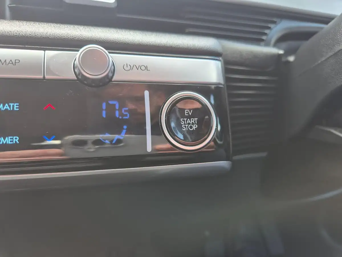 2023-hyundai-ioniq-5-e-premium-170ps-58kwh-rwd-big-51