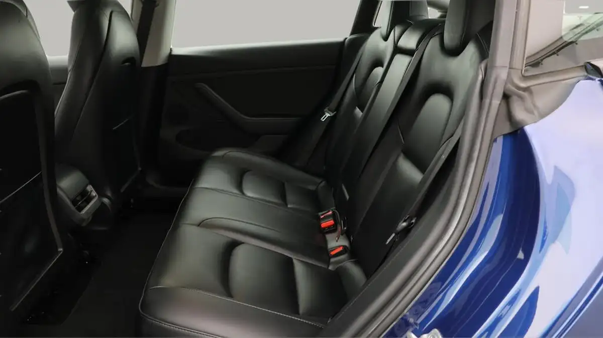 2021-tesla-model-3-e-long-range-awd-big-16