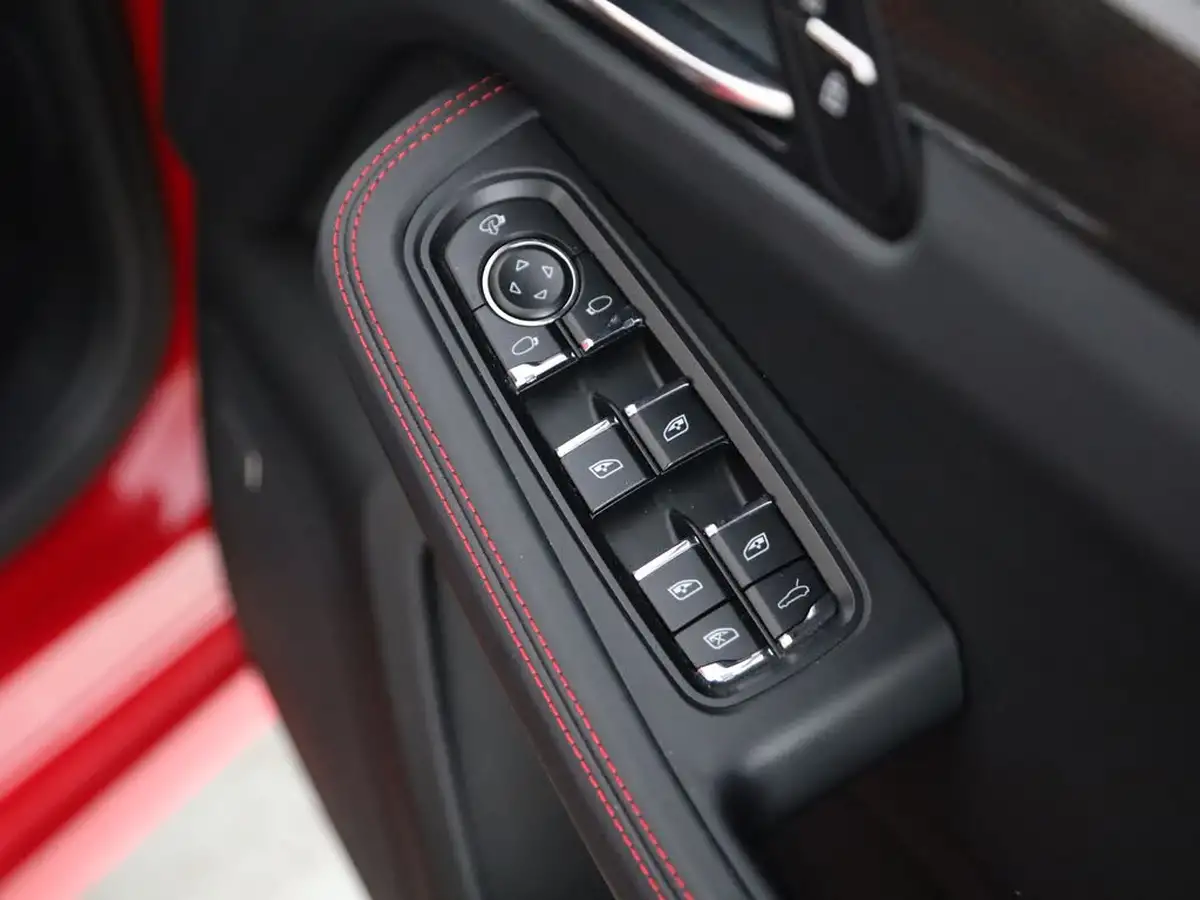 2022-porsche-macan-29-v6-gts-big-9