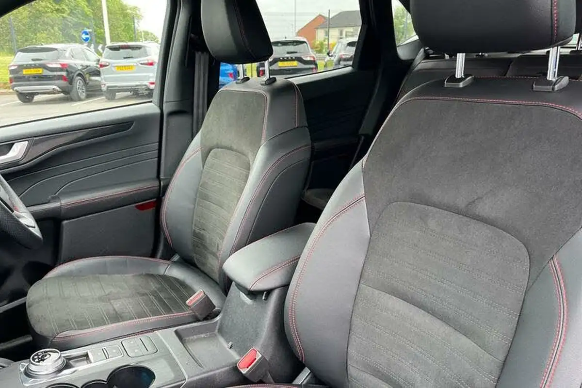 2020-ford-kuga-15-st-line-x-auto-big-18