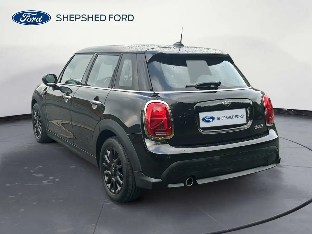 2022-mini-cooper-15-cooper-classic-hatchback-5d-big-4