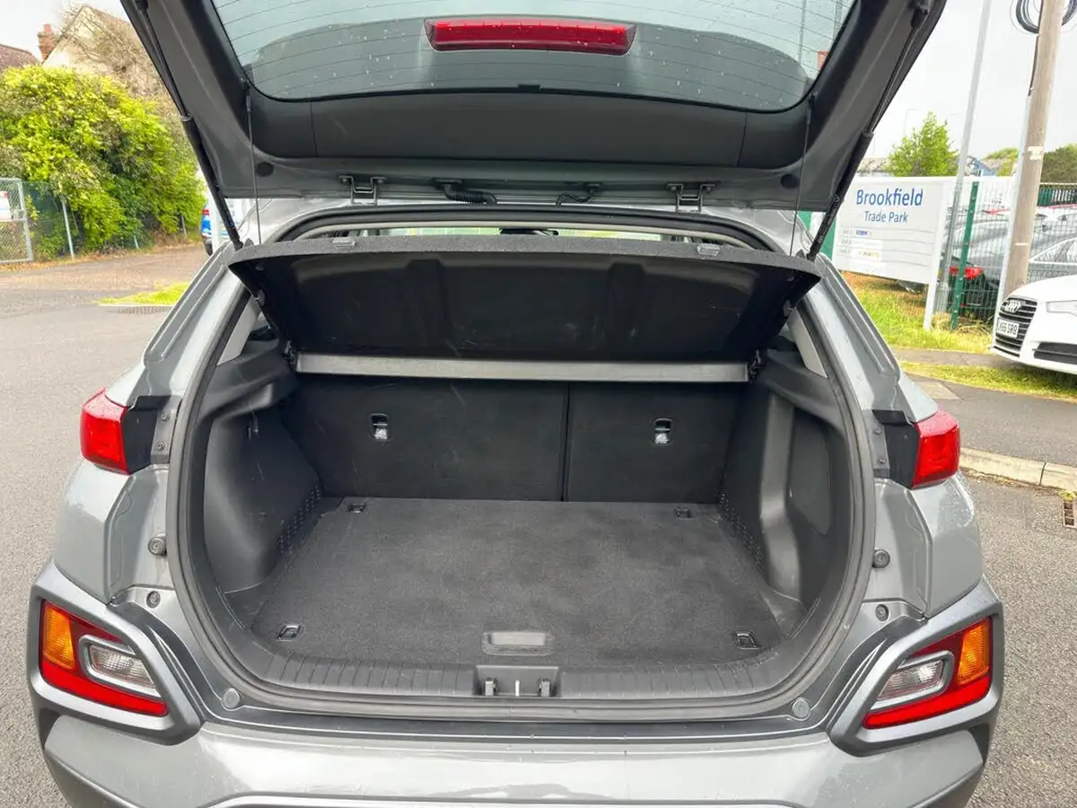 2020-hyundai-kona-16-gdi-premium-big-76