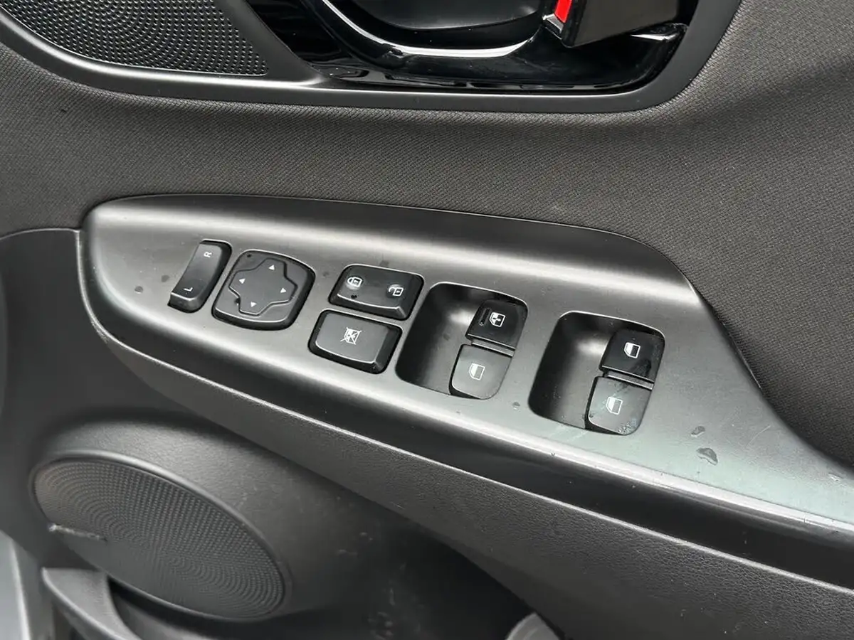 2020-hyundai-kona-16-gdi-premium-big-52