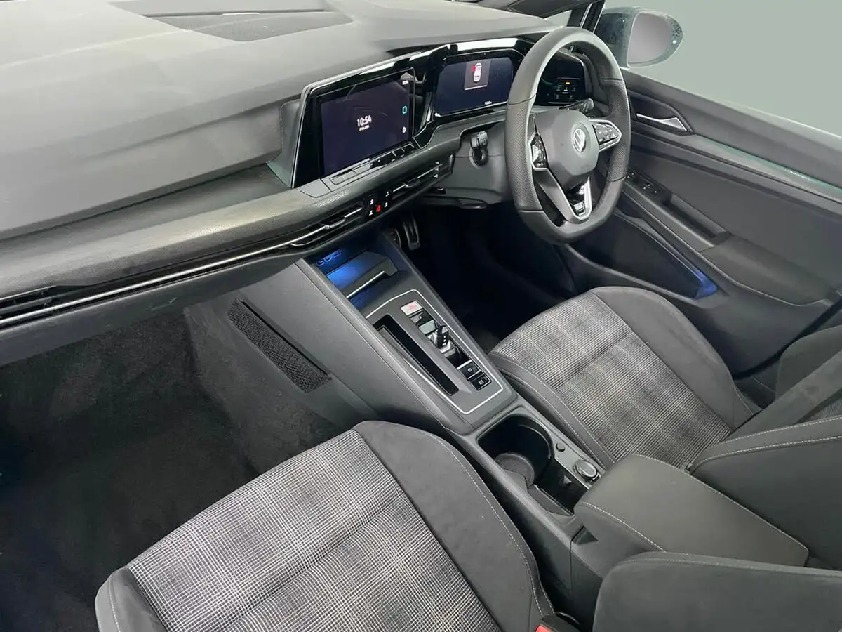 2022-volkswagen-golf-20tdi-gtd-big-3