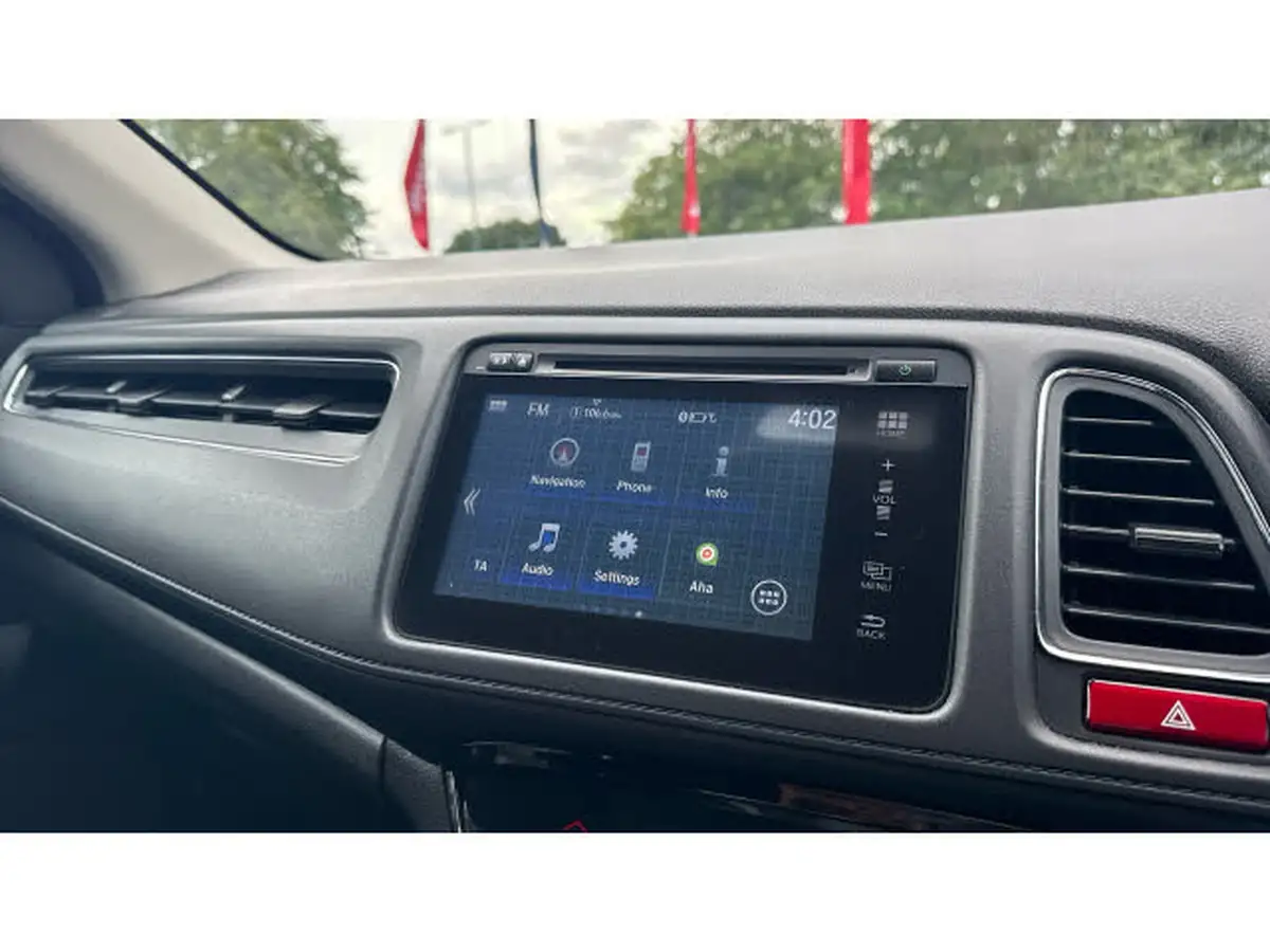 2015-honda-hr-v-16-i-dtec-se-navi-big-29