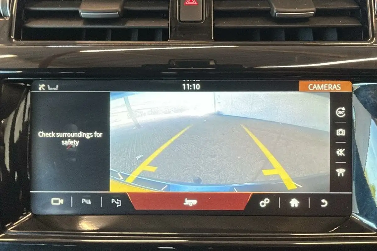 2019-land-rover-discovery-30-sd6-commercial-hse-big-25