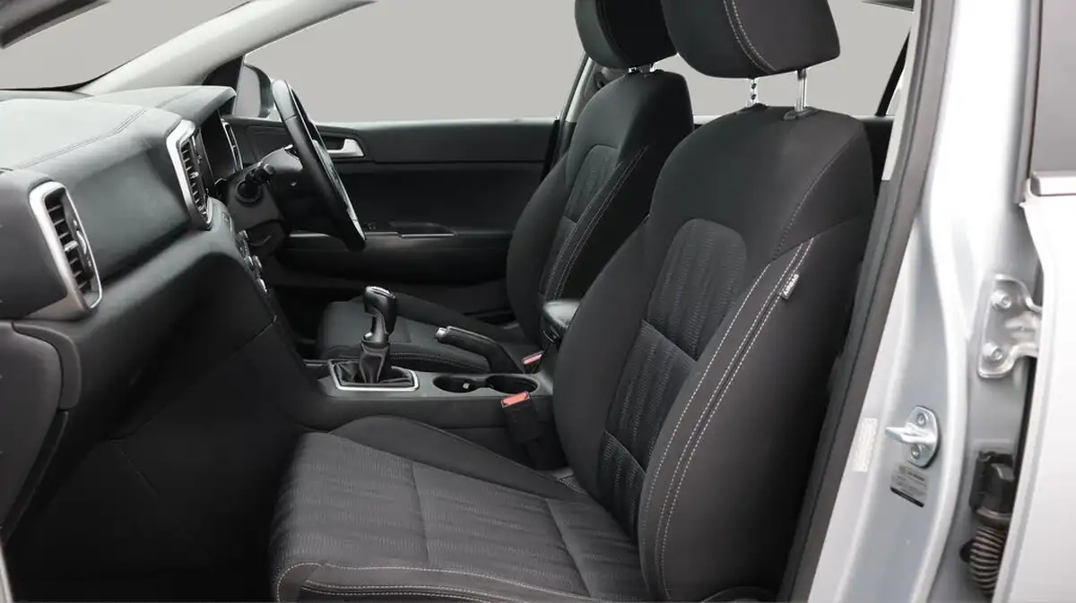 2019-kia-sportage-16-gdi-1-big-14