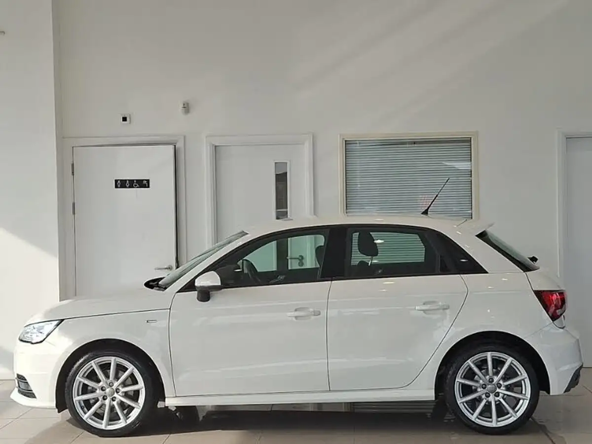 2018-audi-a1-14-tfsi-s-line-nav-125ps-sportback-5d-big-3