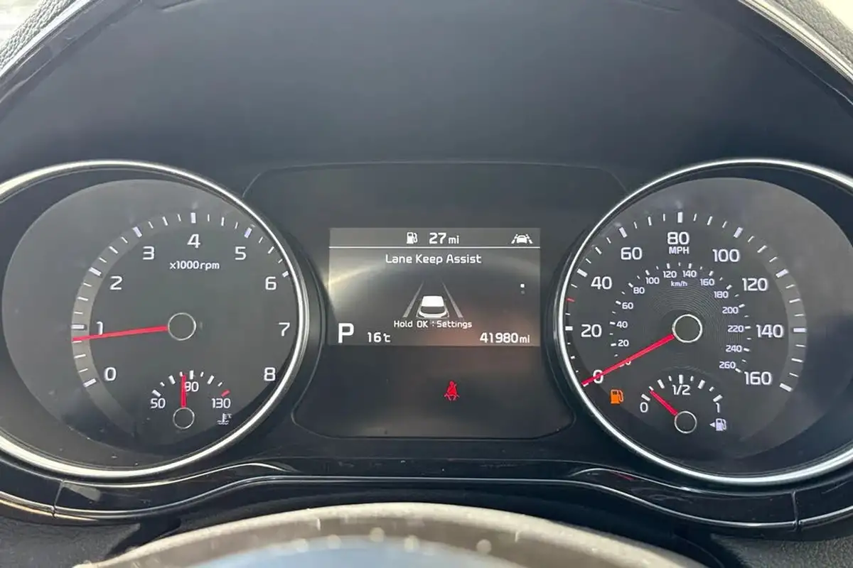 2021-kia-ceed-15-t-gdi-3-hatchback-dct-big-57