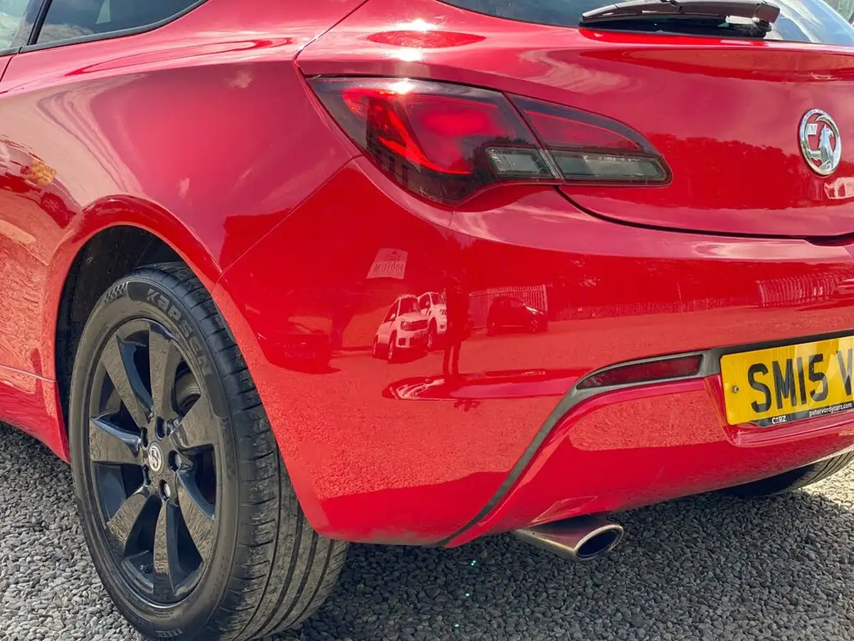2015-vauxhall-gtc-16-limited-edition-big-22