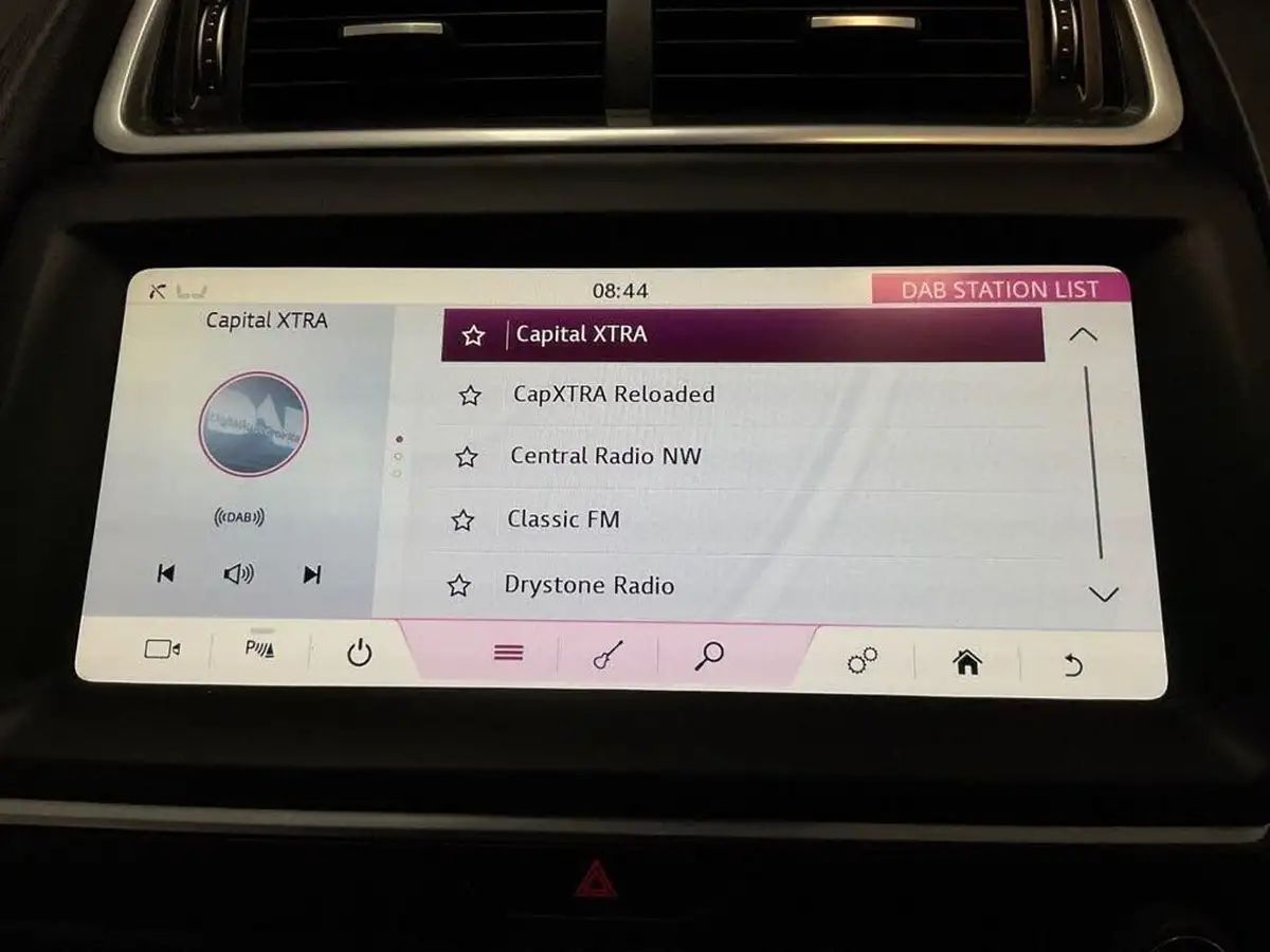 2019-jaguar-e-pace-20-i4d-s-awd-auto-big-51
