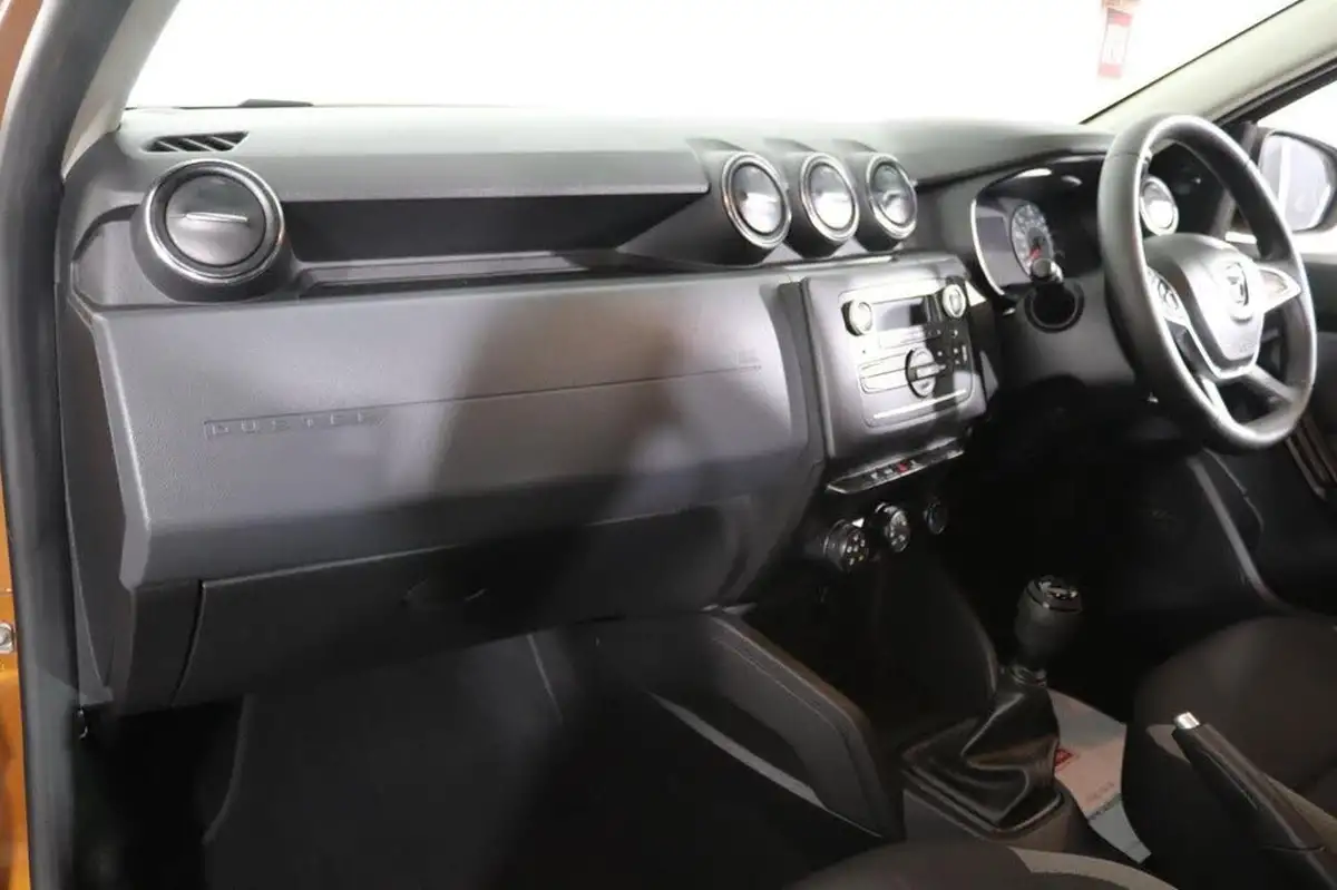 2018-dacia-duster-15dci-essential-big-42