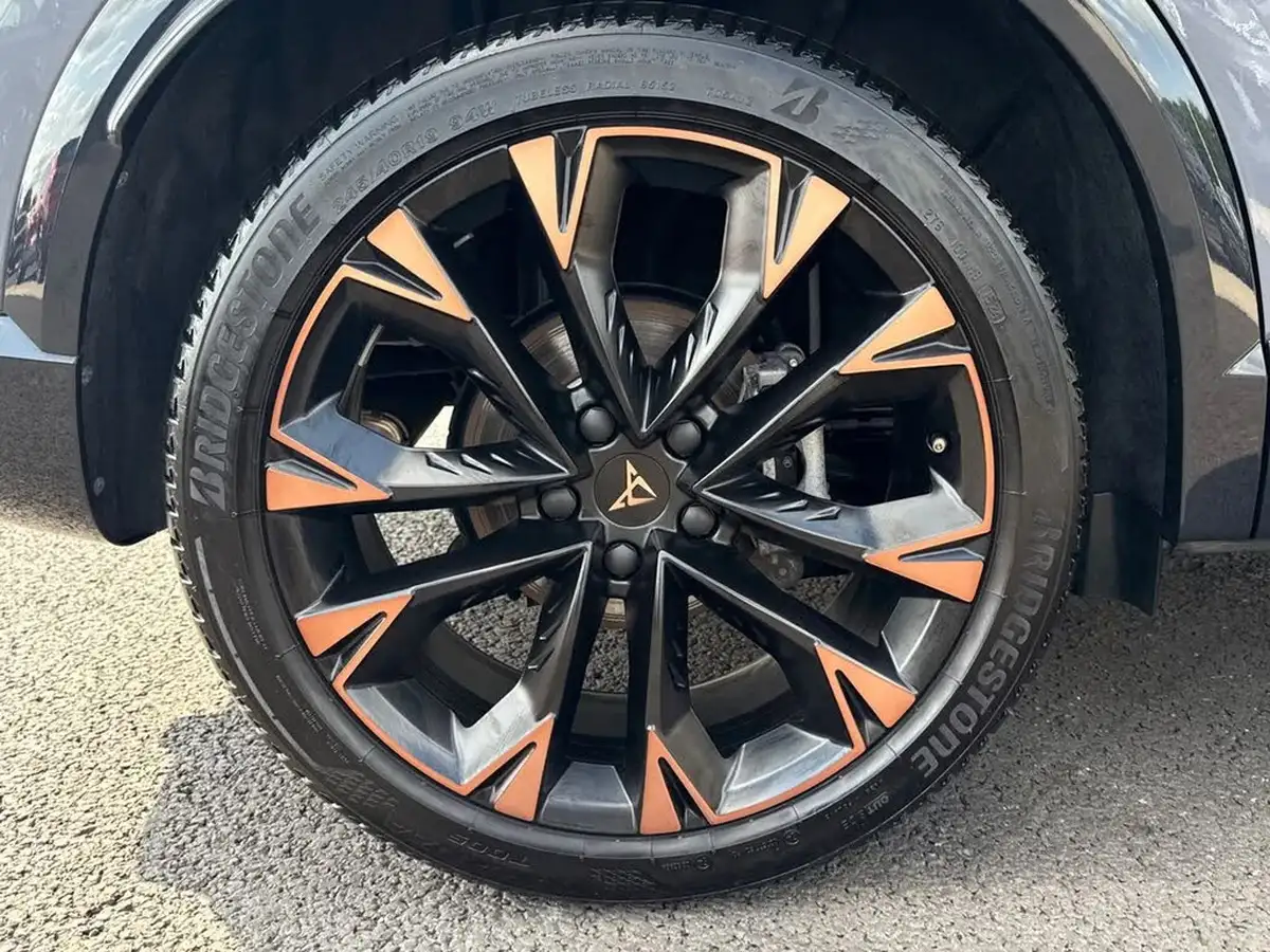 2024-cupra-formentor-15-e-hybrid-v3-big-22