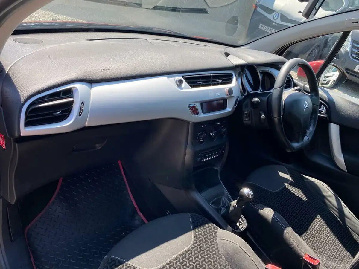 2011-citroen-c3-14-vtr-16v-95ps-1397cc-big-12