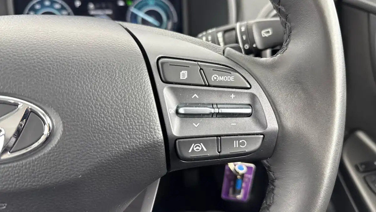 2023-hyundai-kona-16-gdi-se-connect-big-22