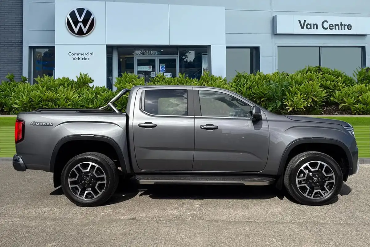 2024-volkswagen-amarok-20tdi-style-4motion-big-2