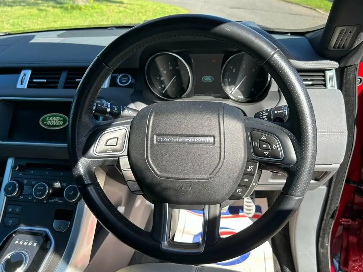 2018-land-rover-range-rover-evoque-20td4-hse-dynamic-lux-ss-convertible-2d-auto-big-17