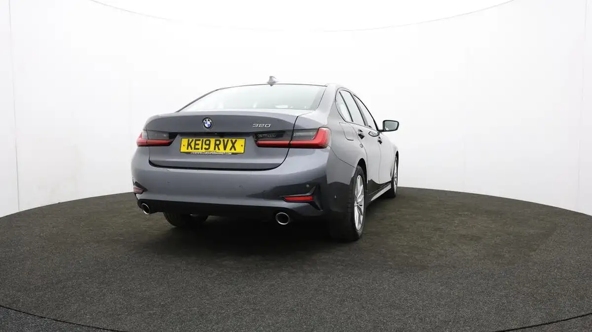 2019-bmw-3-series-20td-320d-se-190bhp-saloon-4d-big-73