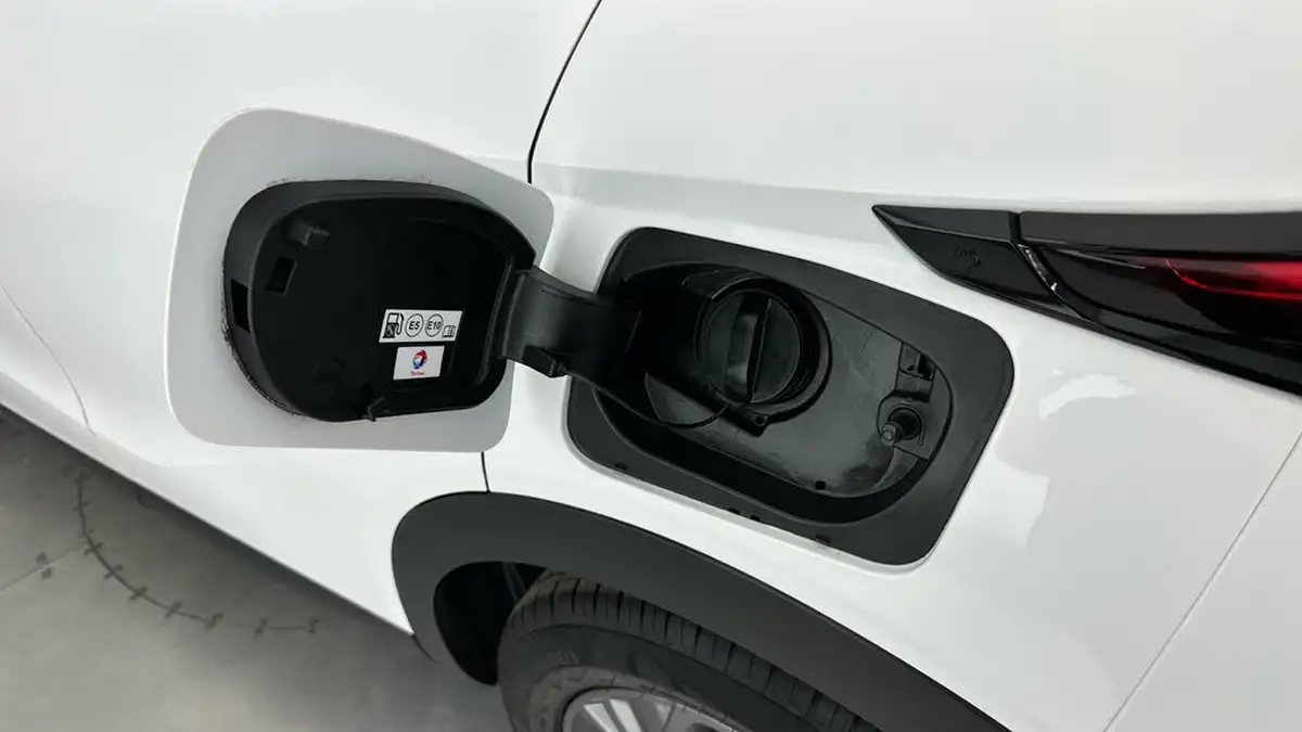 2022-ds-ds-3-crossback-12-puretech-bastille-101ps-big-20