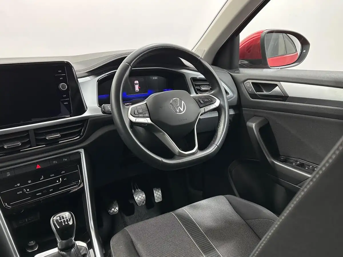 2022-volkswagen-t-roc-15-tsi-life-big-10