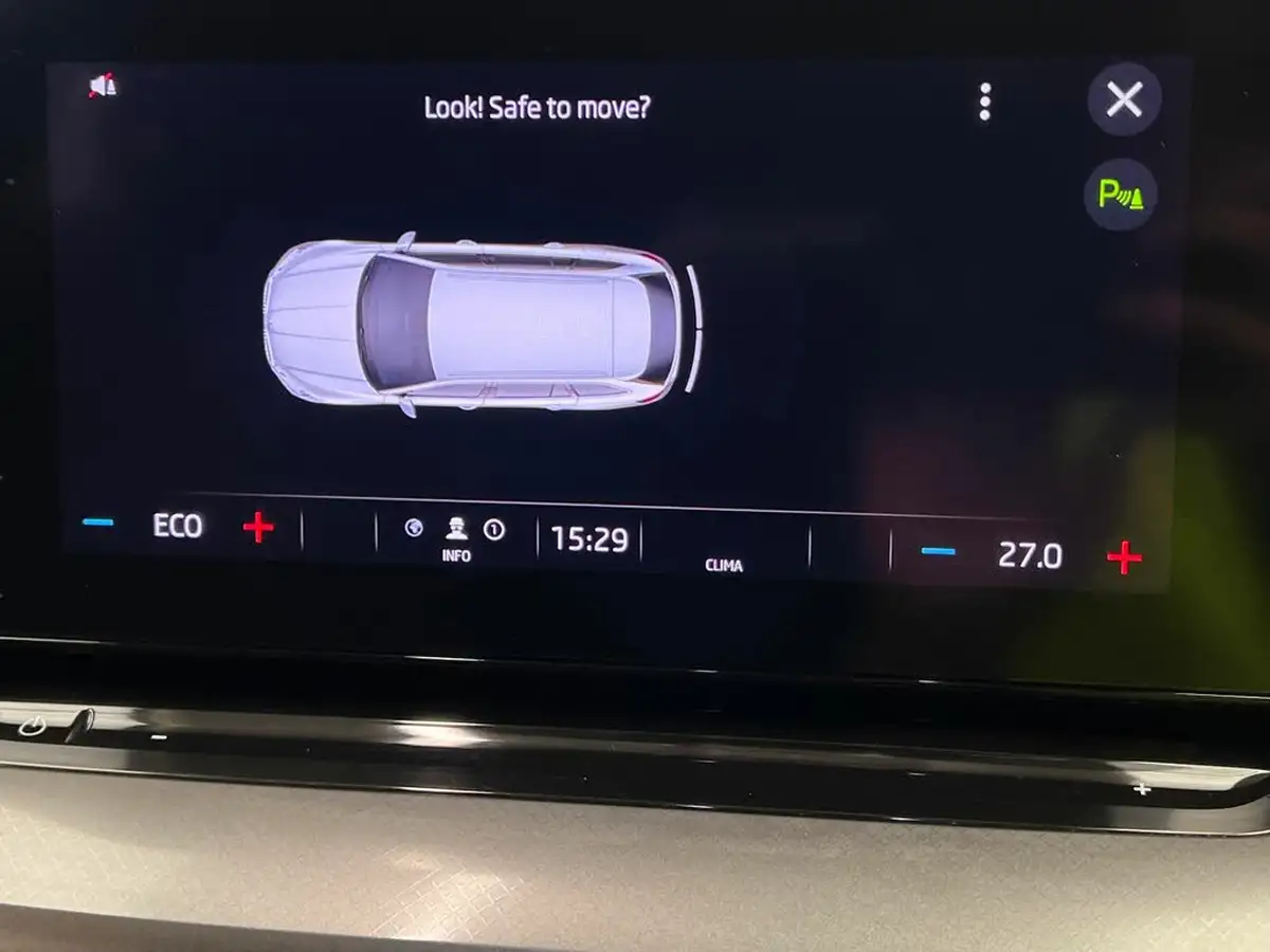 2021-skoda-octavia-14-tsi-se-technology-estate-big-18