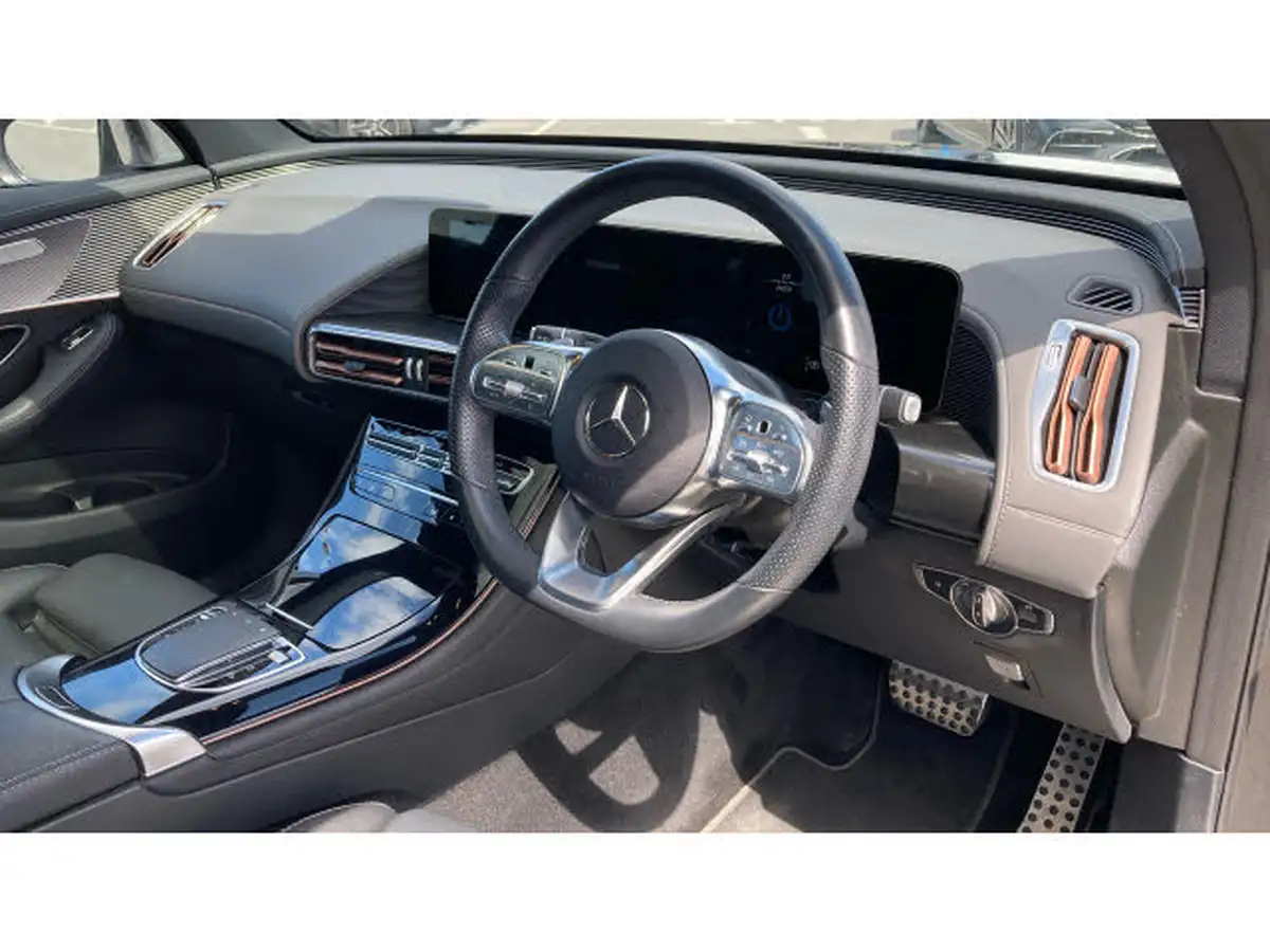 2022-mercedes-benz-eqc-e-eqc-400-amg-line-premium-big-10
