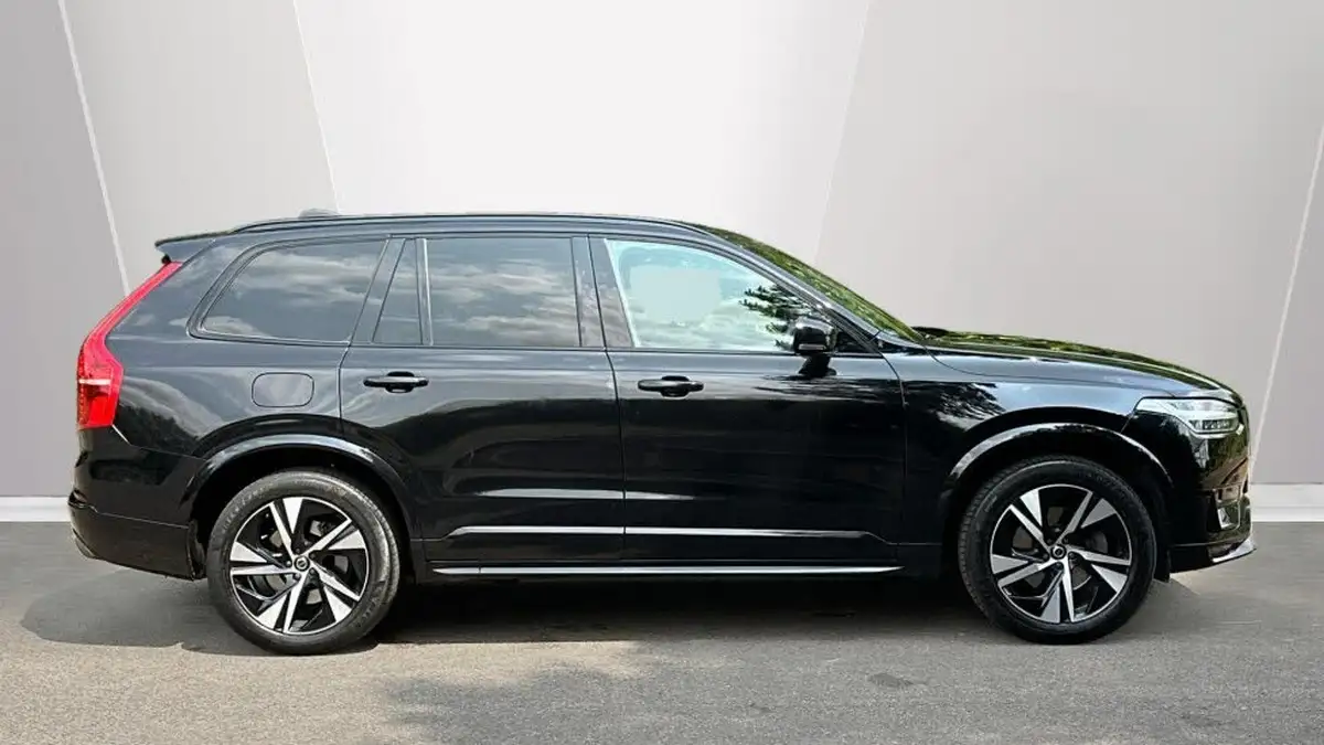 2022-volvo-xc90-20td-b5-r-design-big-2