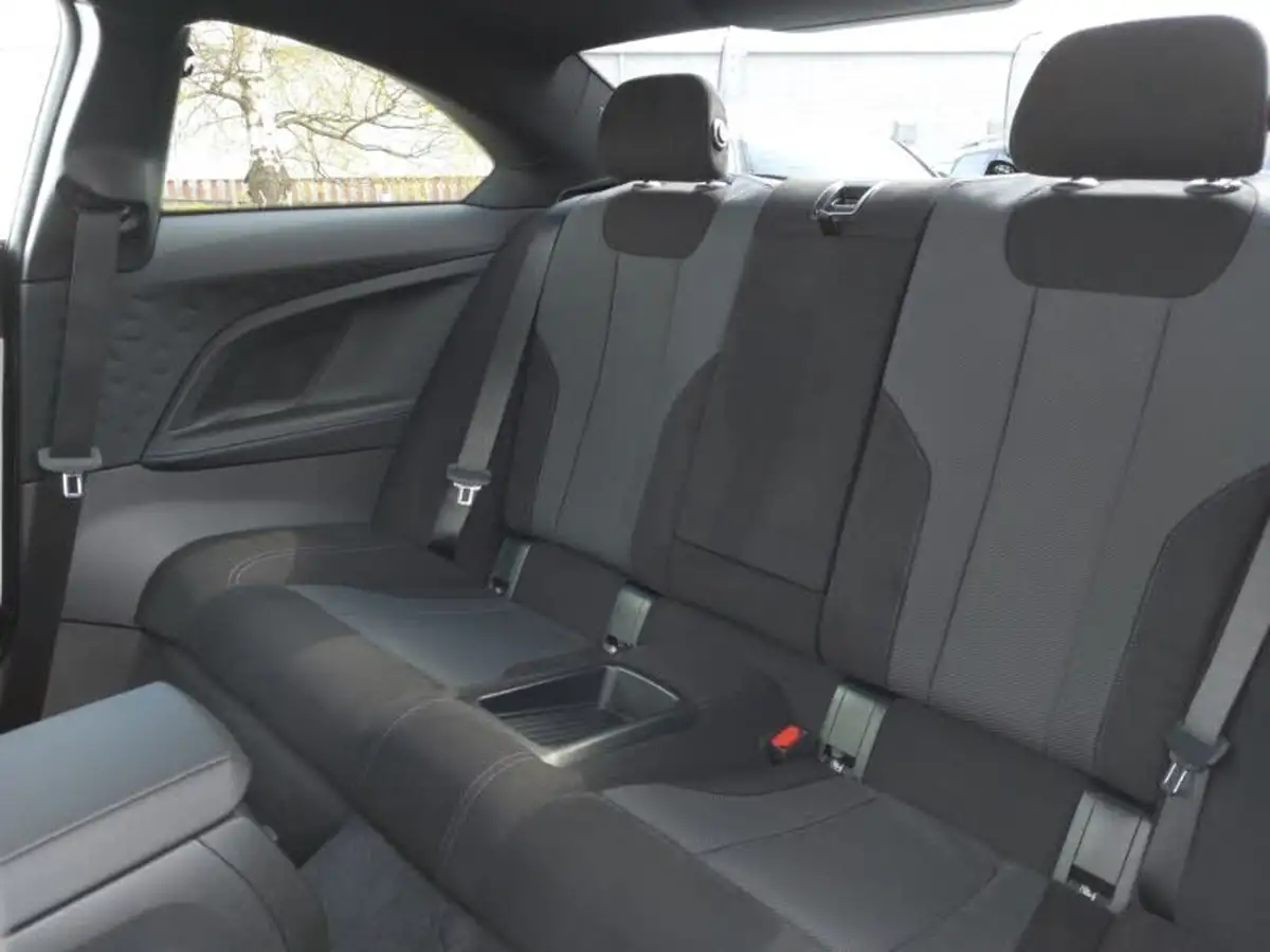 2025-bmw-2-series-20-220i-m-sport-181bhp-2d-1998cc-auto-big-11