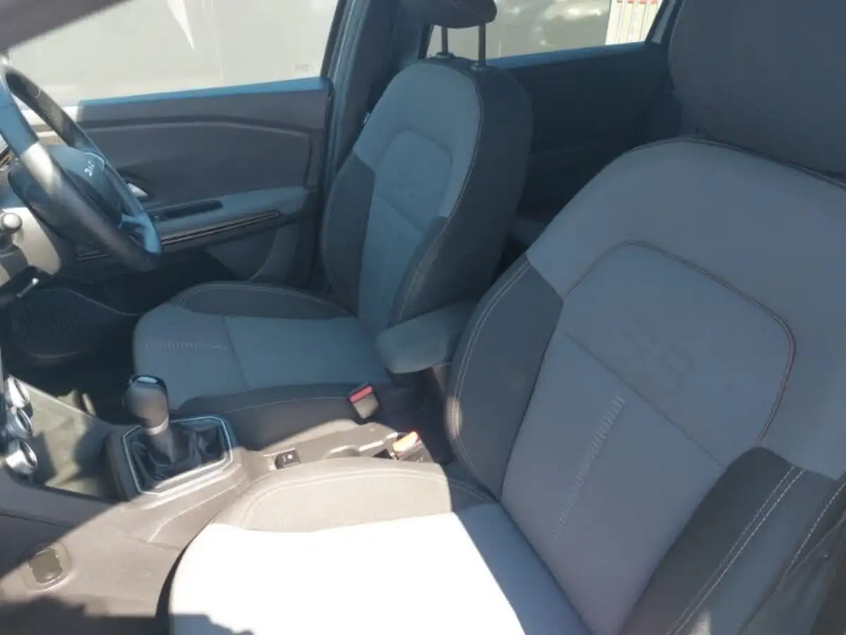 2024-dacia-jogger-16-tce-extreme-big-4