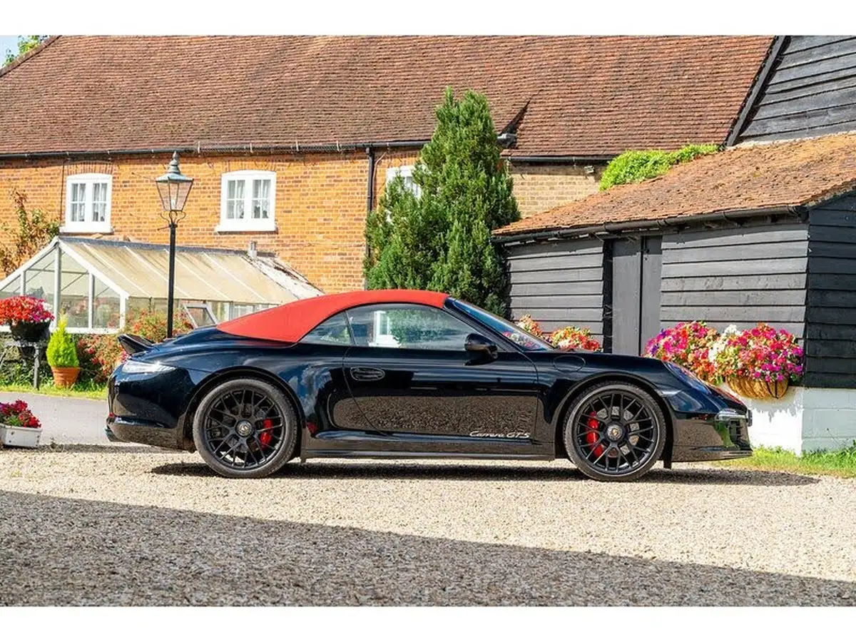 2015-porsche-911-38-carrera-gts-cabriolet-pdk-big-11
