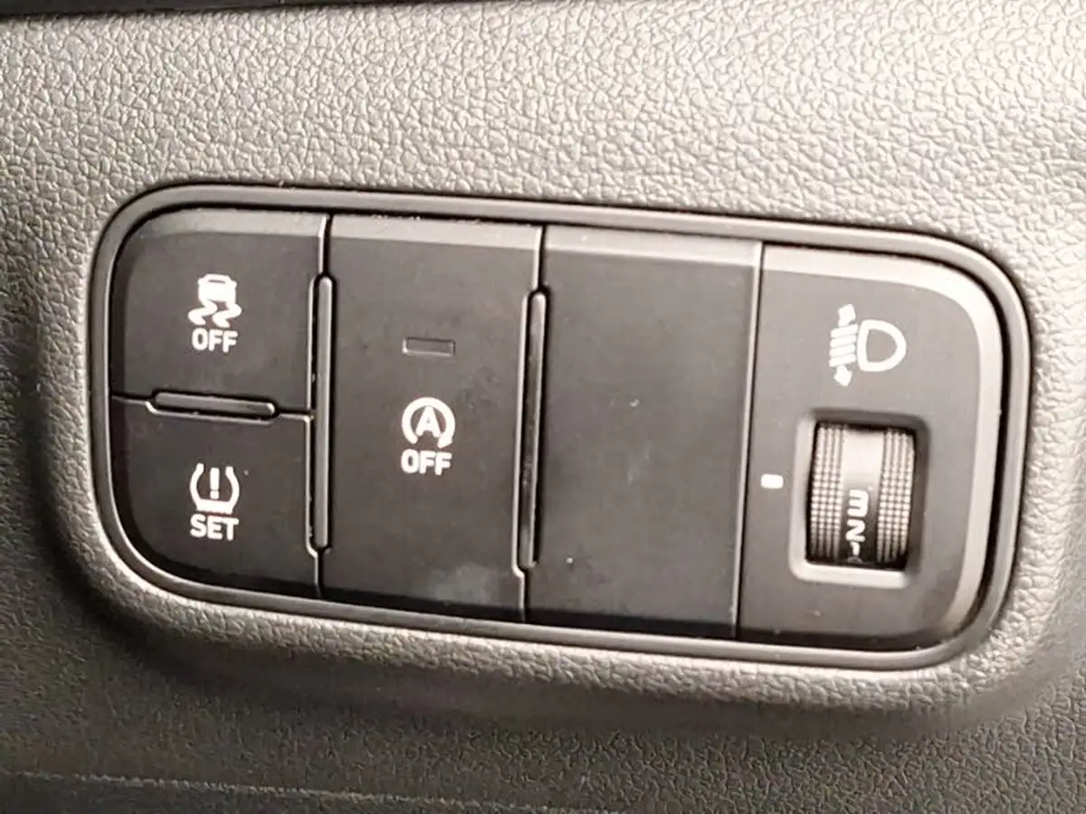 2022-hyundai-i20-10-t-gdi-n-line-eclutch-imt-big-14