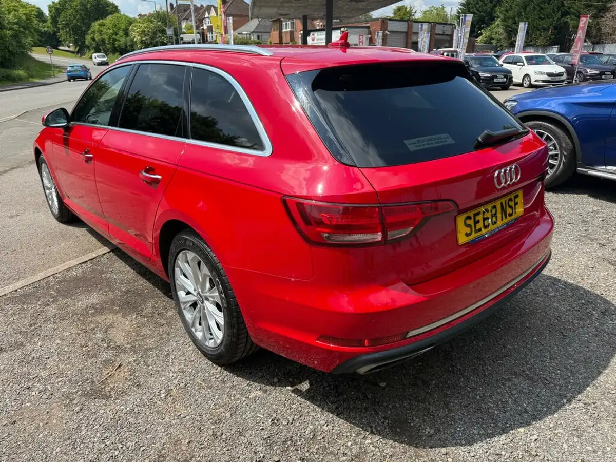 2019-audi-a4-avant-20-35-tdi-se-big-4