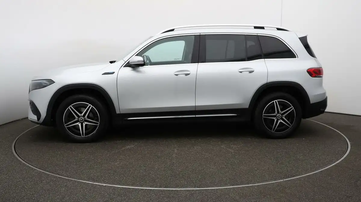 2022-mercedes-benz-eqb-e-eqb-350-amg-line-big-69