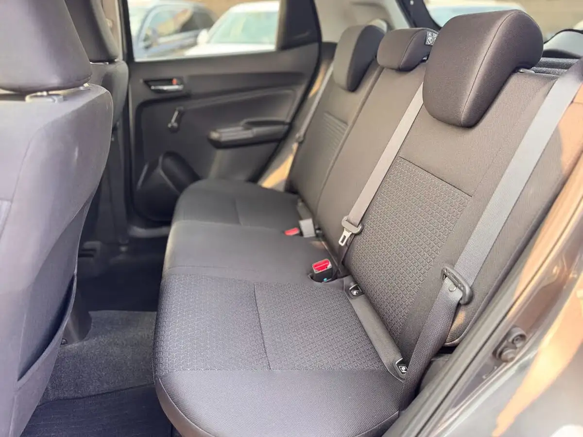 2022-suzuki-swift-12-dualjet-sz-l-big-38