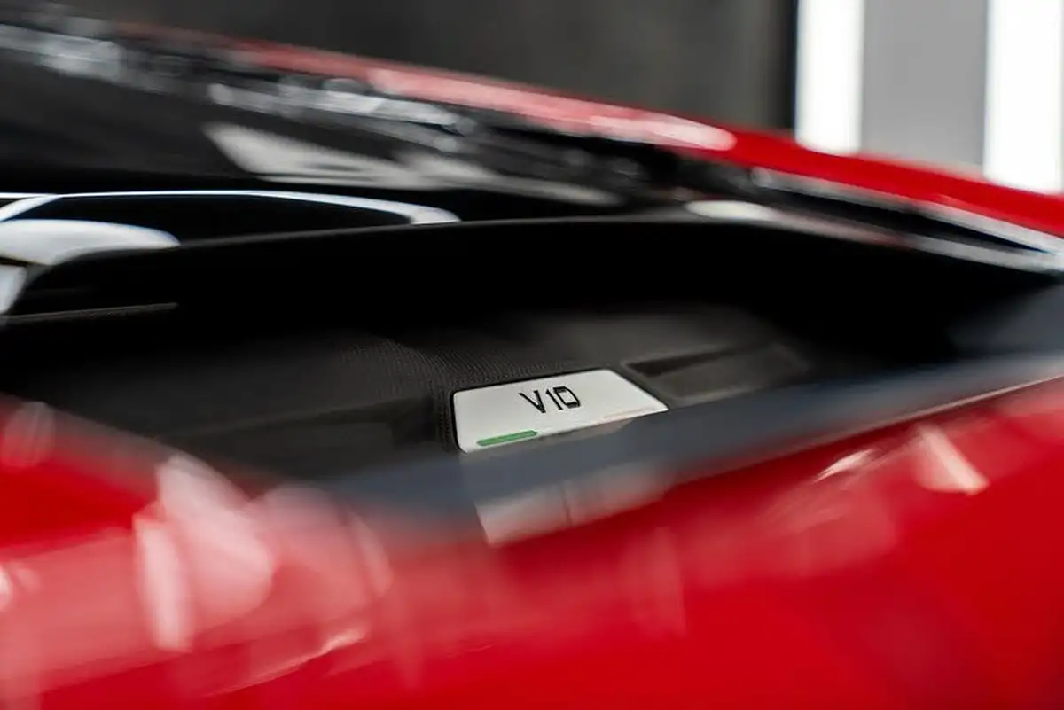 2019-lamborghini-huracan-52-evo-coupe-big-34