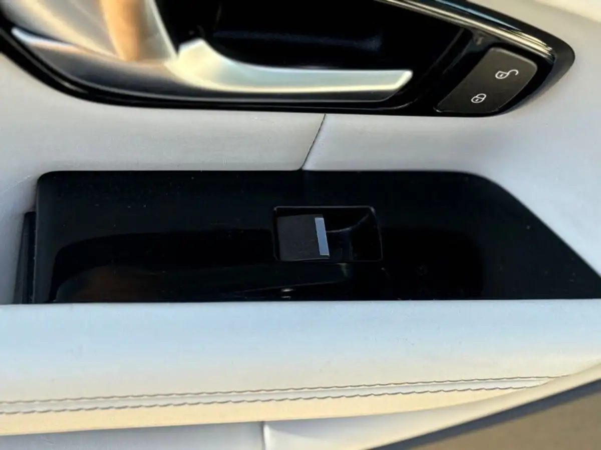 2018-land-rover-range-rover-evoque-20td4-hse-dynamic-ss-hatchback-5d-auto-big-71