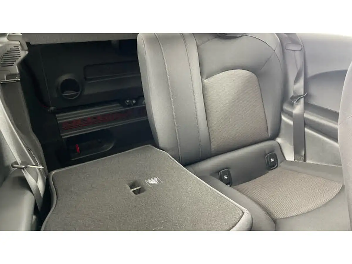 2022-mini-cooper-15-cooper-classic-hatchback-3d-big-45