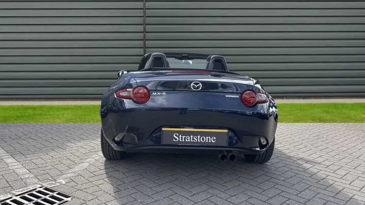 2023-mazda-mx-5-15-prime-line-roadster-big-7