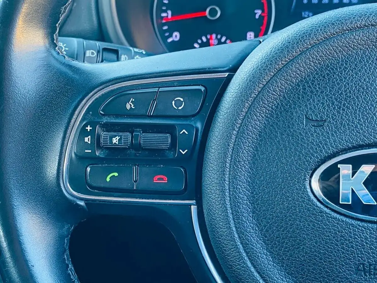 2017-kia-sportage-16-gdi-1-big-13