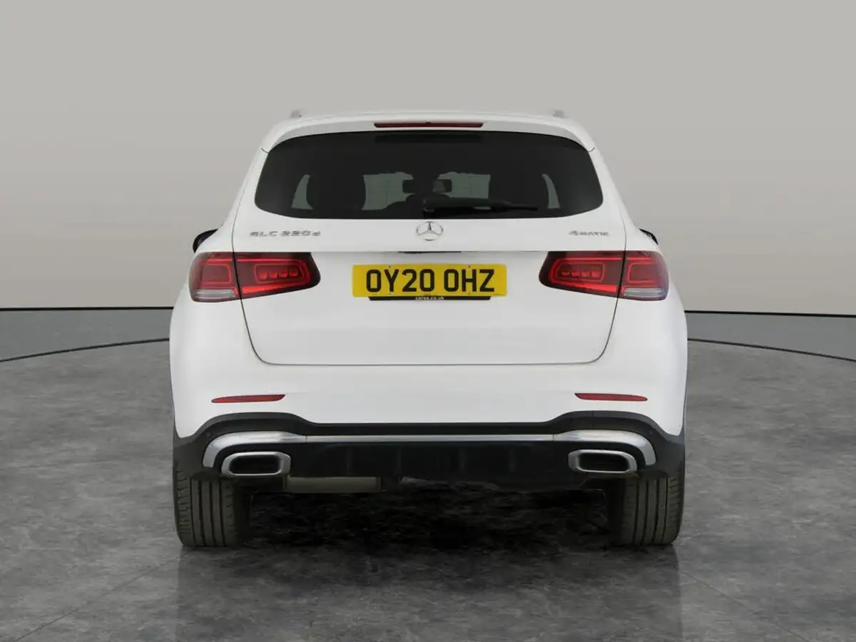2020-mercedes-benz-glc-class-20d-glc220d-amg-line-station-wagon-5d-4matic-plus-big-6