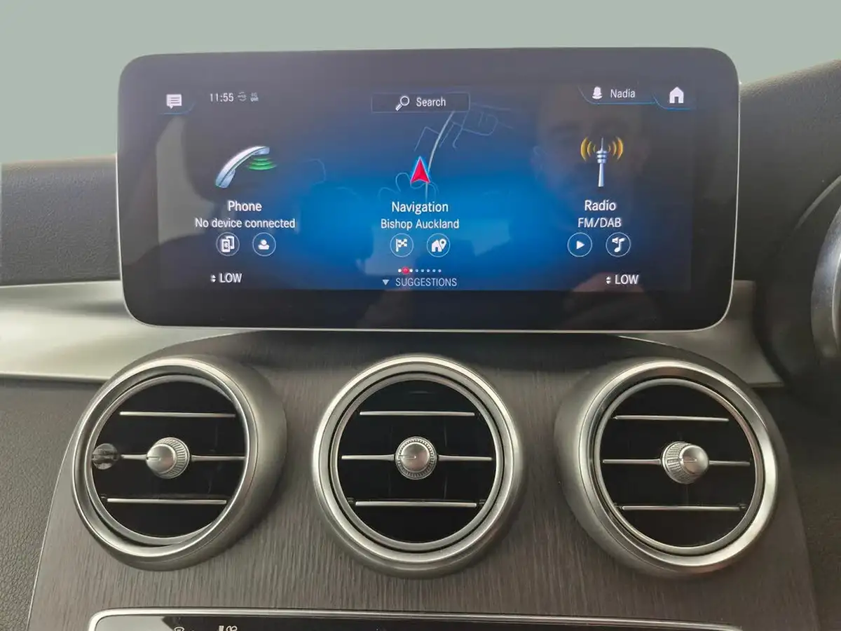 2020-mercedes-benz-glc-class-20d-glc220d-amg-line-station-wagon-5d-4matic-plus-big-30