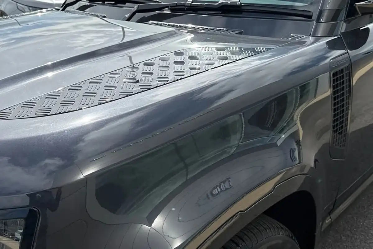 2024-land-rover-110-defender-30-d300-x-dynamic-hse-big-20